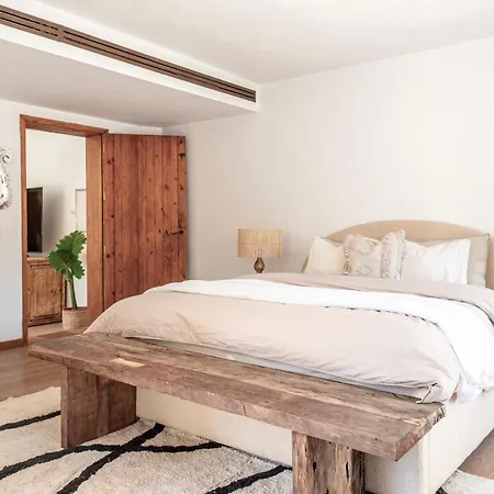 Sa Tanca Ibiza Located Puig D'en Vall, 6b , Pool , Tennis Montecristo