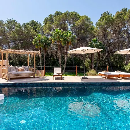 Villa Sa Tanca Ibiza Located Puig D'en Vall, 6b , Pool , Tennis Montecristo