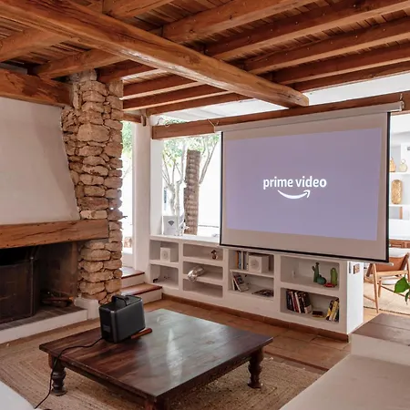 Sa Tanca Ibiza Located Puig D'en Vall, 6b , Pool , Tennis Вилла