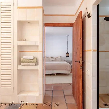 Sa Tanca Ibiza Located Puig D'en Vall, 6b , Pool , Tennis Вилла Montecristo