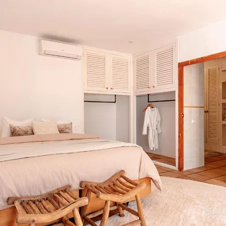 Sa Tanca Ibiza Located Puig D'en Vall, 6b , Pool , Tennis Villa *