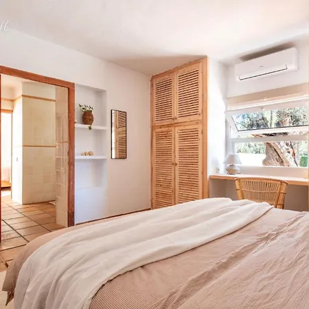 Sa Tanca Ibiza Located Puig D'en Vall, 6b , Pool , Tennis Montecristo